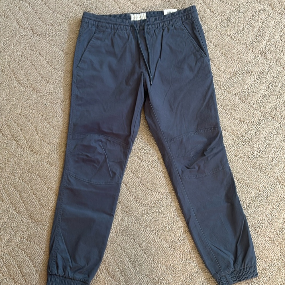 Young Men’s Jogger Pants
